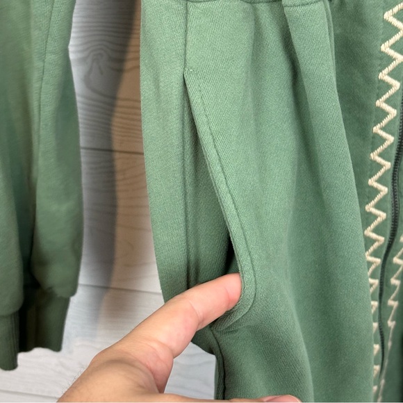 Solitaire Green Floral Embroidered Jacket Size Medium Zip Up - Picture 5 of 10